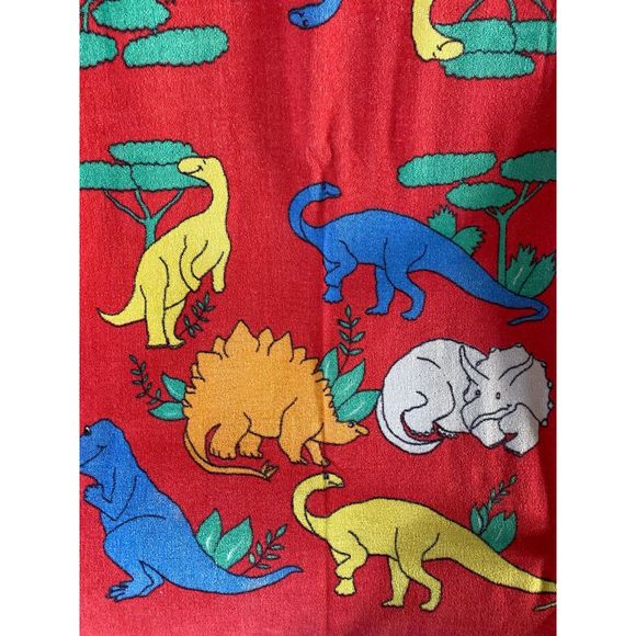 Childrens vintage dinosaur bath towel - Picture 2 of 3